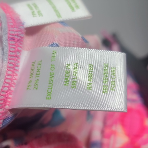 Lilly Pulitzer Vibrant Pink and Blue Joggers - Picture 3 of 12